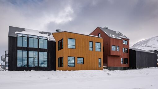 Svalbard Folkehøgskole Polyflor Vinyl Flooring Case Study