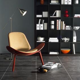 Seating area featuring Atlantic Slare using Two tiles, straight laid with Ice Grouting Strip. 