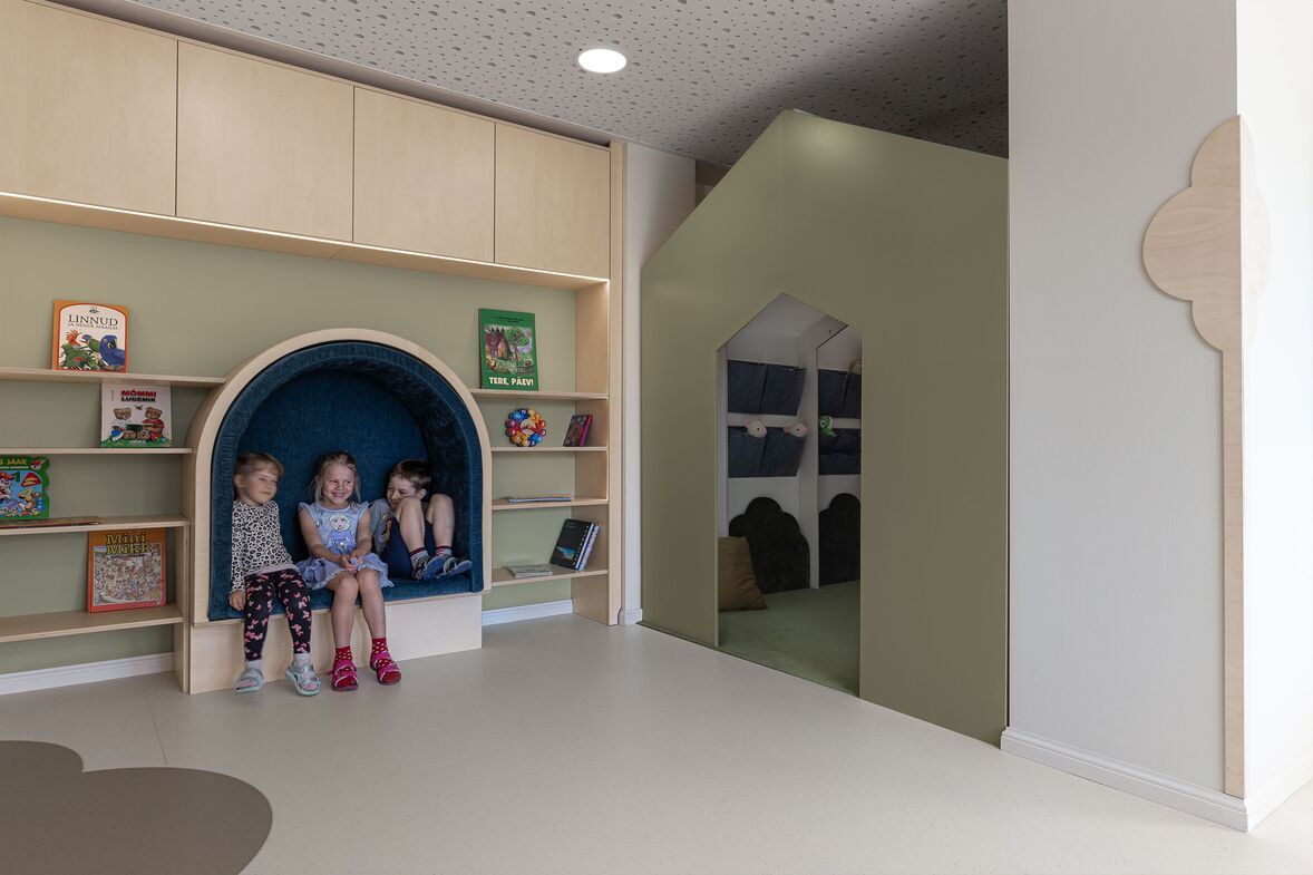 Kindergarten Viiratsi Palettone Polyflor Vinyl Case Study 