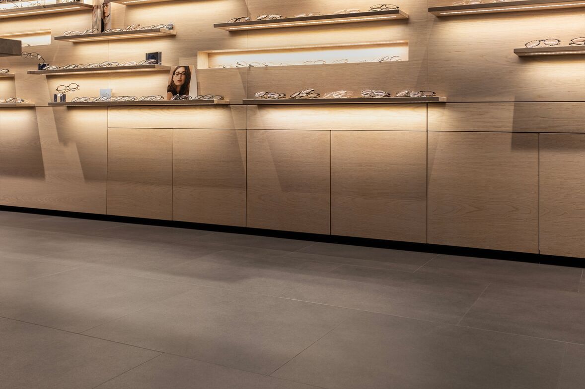 Polyflor Vinyl Flooring for Optiker Jacobsen