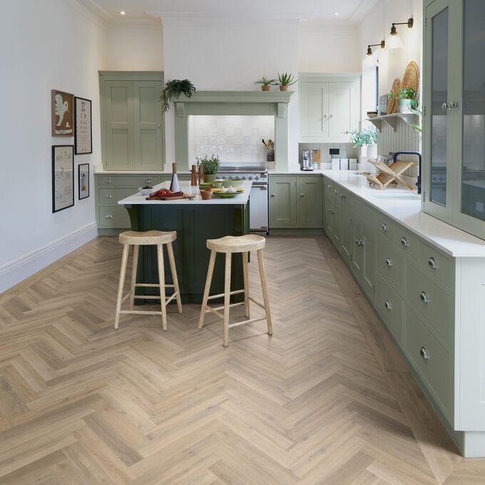 Kitchen, kitchen island, stools, parquet flooring 